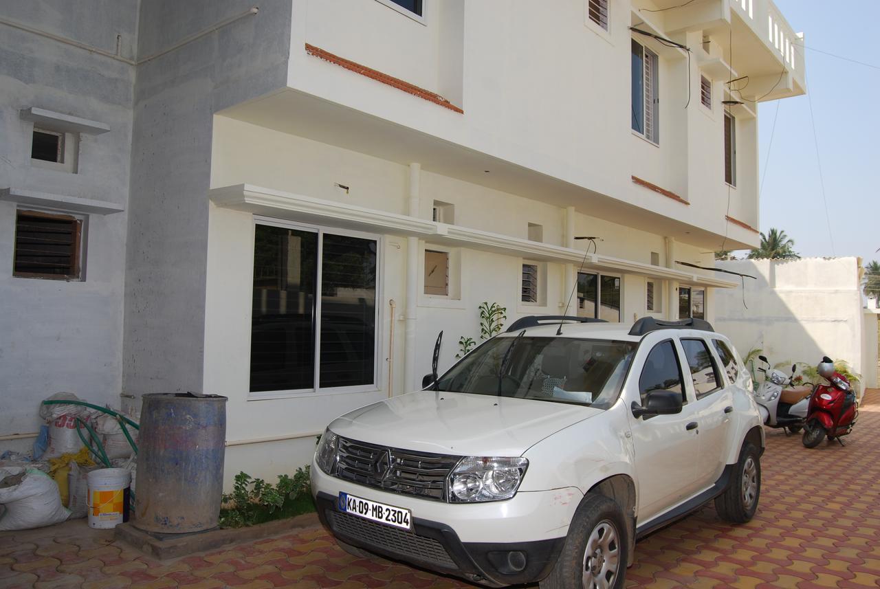 Hotel Pratham Residency Mysore Exterior foto