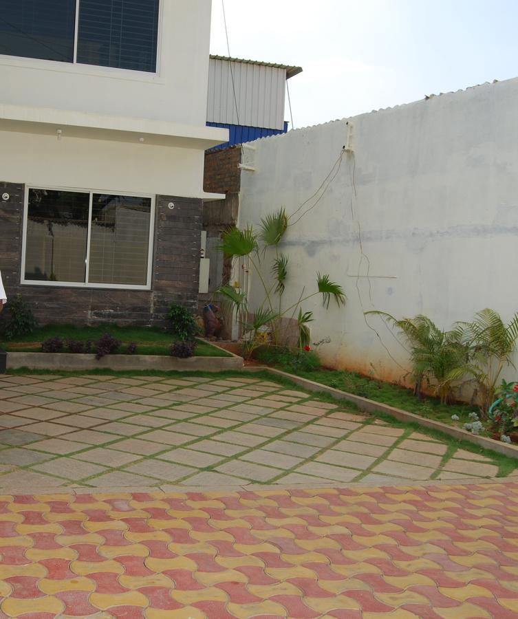 Hotel Pratham Residency Mysore Exterior foto